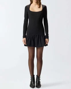 Abito corto nero Pinko in viscosa stretch lavorata a punto stoffa a maniche lunghe con ampio scollo e gonna a palloncino