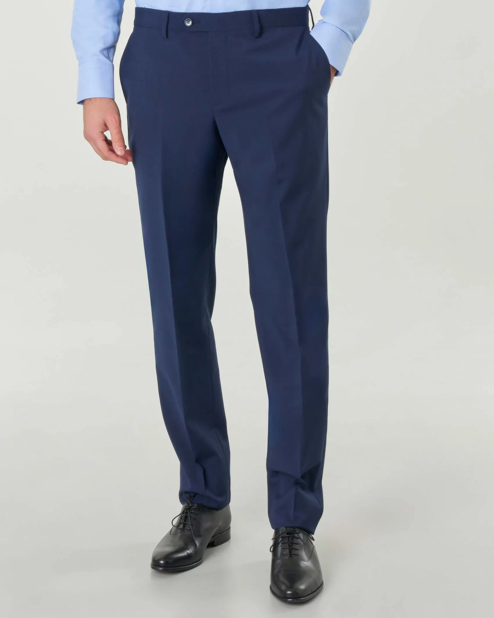 Abito Paul Baker monopetto blu slim-fit in tela di misto lana stretch con rever a lancia