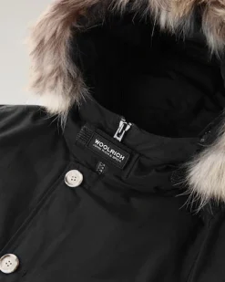 Arctic Parka HC Woolrich nero con cappuccio e pelliccia in procione removibili