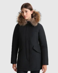 Arctic Parka slim fit blu imbottito in piuma naturale con bordatura in pelliccia
