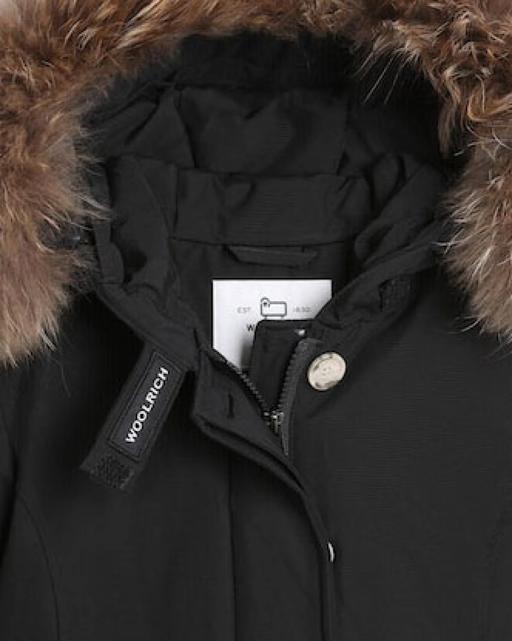 Arctic Parka Woolrich nero con pelliccia racoon staccabile