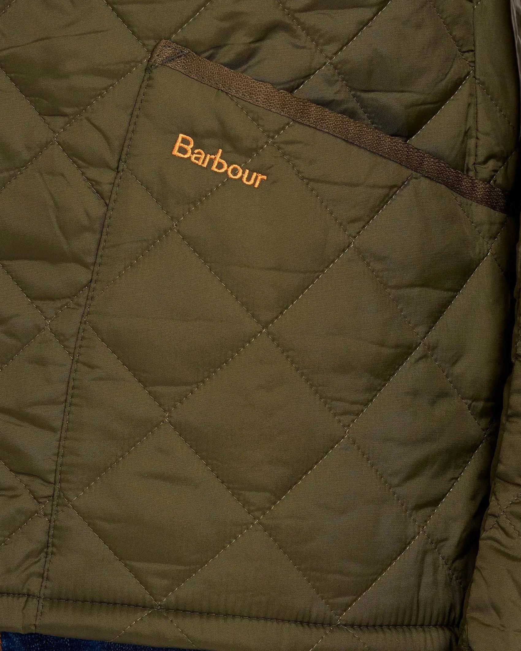 Barbour Liddesdale verde militare trapuntata a rombi con colletto camicia in velluto
