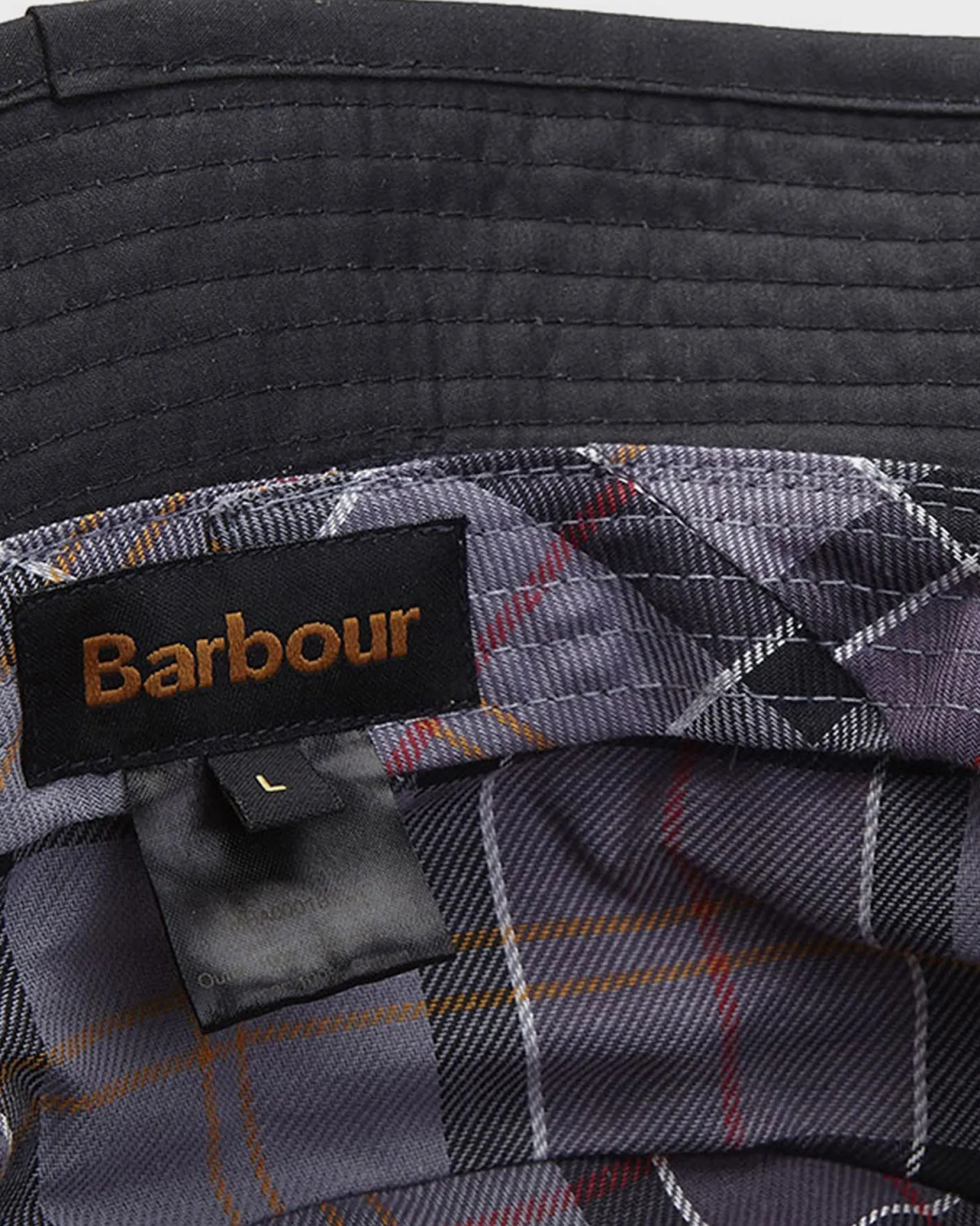 Berretto Barbour nero a pescatore in cotone cerato
