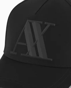 Berretto baseball Armani Exchange nero in tessuto elasticizzato con frontino e logo AX in gomma