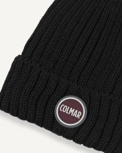 Berretto Colmar Originals nero in lana a coste inglesi con logo bollo applicato
