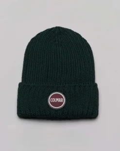 Berretto Colmar Originals verde bottiglia in lana a coste inglesi con logo bollo applicato