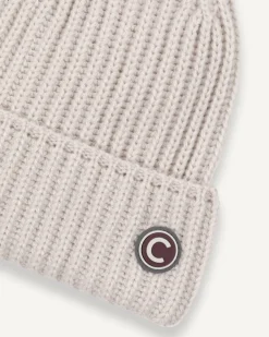Berretto Colmar Originals beige in maglia a coste con risvolto e logo laterale