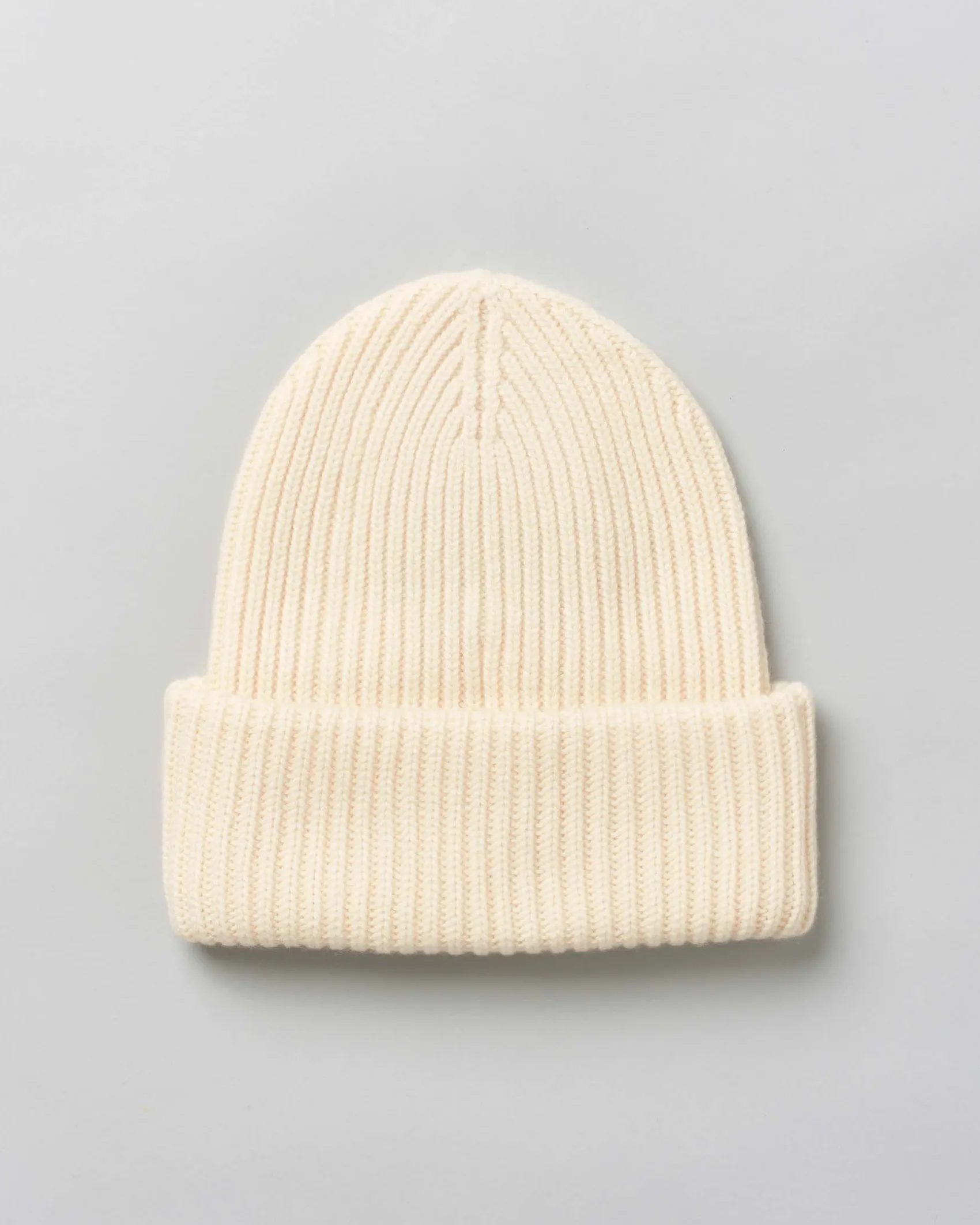 Berretto color avorio MC2 Saint Barth in lana e cashmere a coste con patch logo cucito sul risvolto