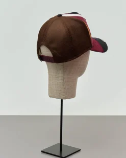 Berretto Dorbz trucker in velluto di cotone a blocchi multicolor con patch panda rosso