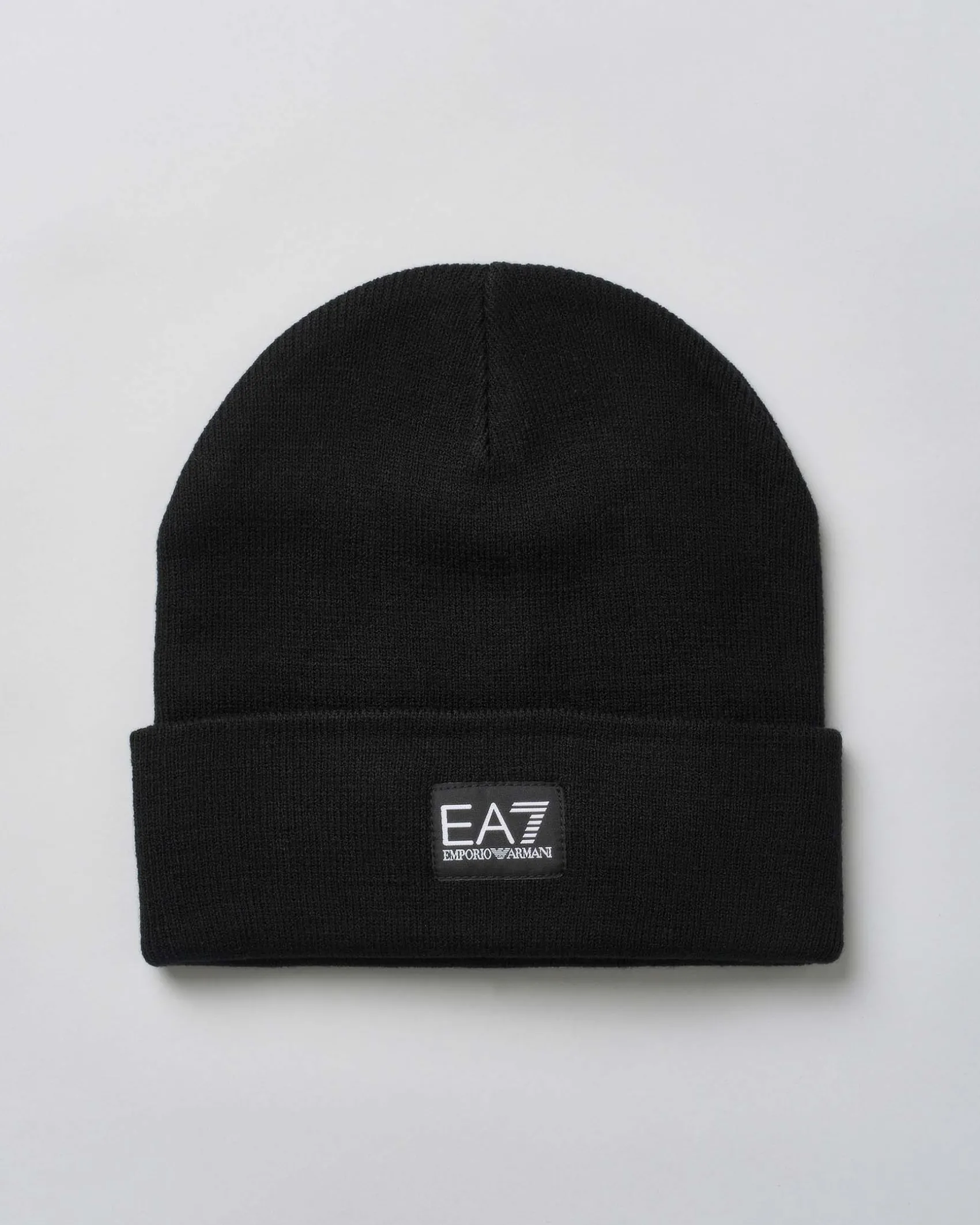 Berretto EA7 nero con risvolto e patch logo