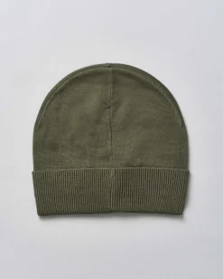 Berretto EA7 verde militare in maglia a costine con risvolto e maxi logo jacquard nero