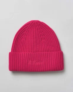 Berretto fucsia MC2 Saint Barth in lana a coste con scritta logo rosa ricamata sul risvolto