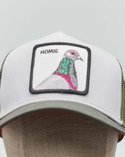 Berretto Pigeon trucker bianco e verde salvia con patch piccione
