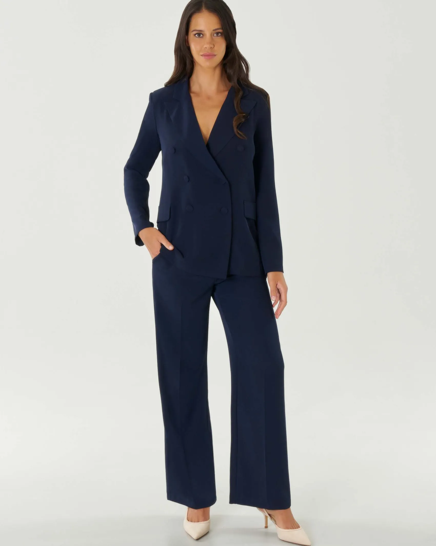 Blazer doppiopetto color blu in crêpe con revers a lancia