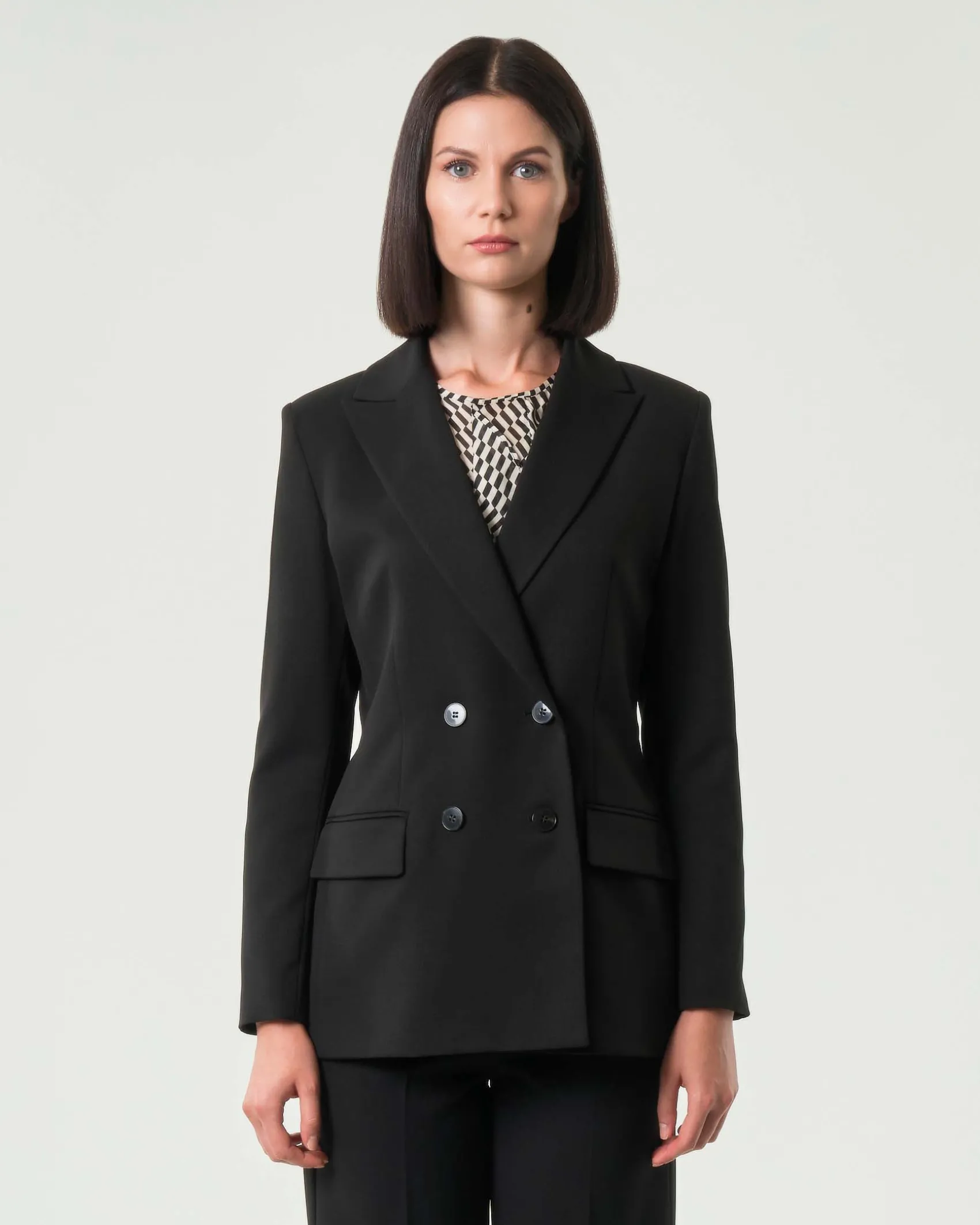Blazer nero doppiopetto Emme Marella in tessuto diagonale stretch con scollo a rever