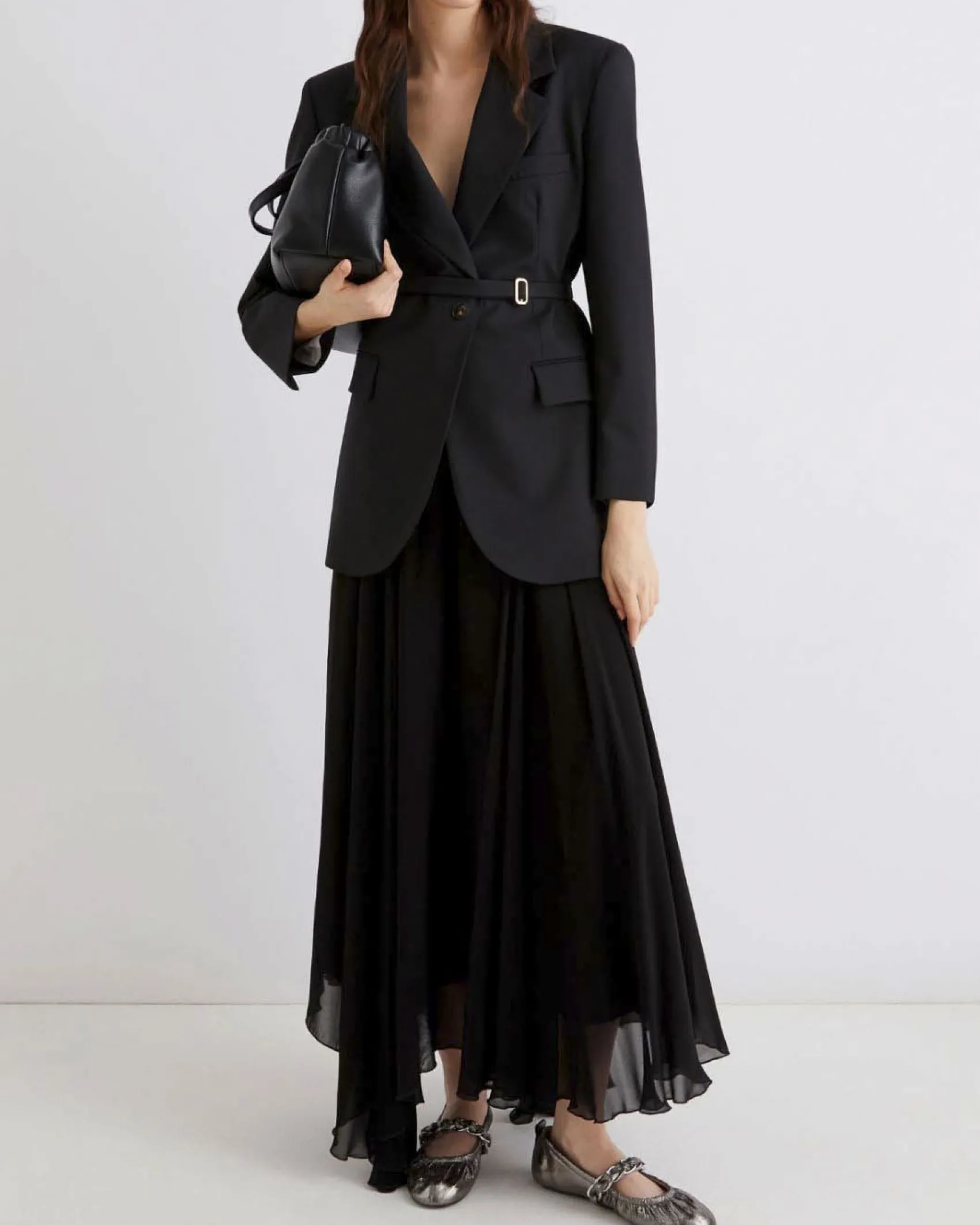 Blazer nero lungo Marella in saglia di misto lana con cintura in vita e scollo a rever