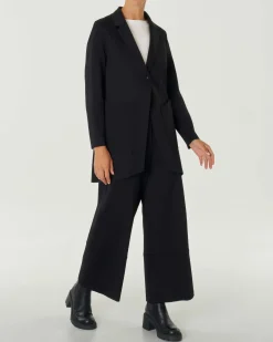 Blazer nero midi in tricotina di misto viscosa con fondo asimmetrico stondato
