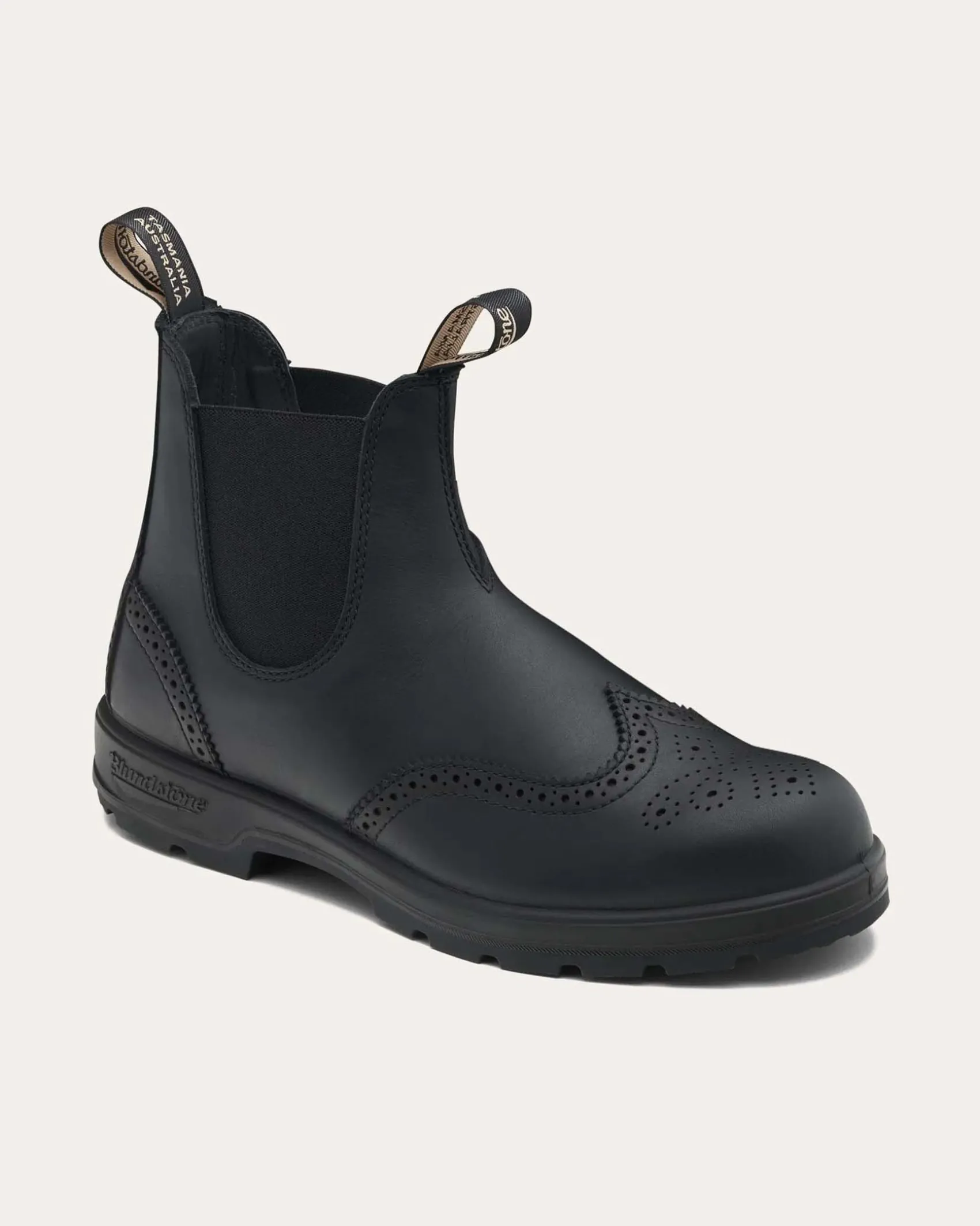 Blundstone nera 2443 in pelle liscia coda di rondine