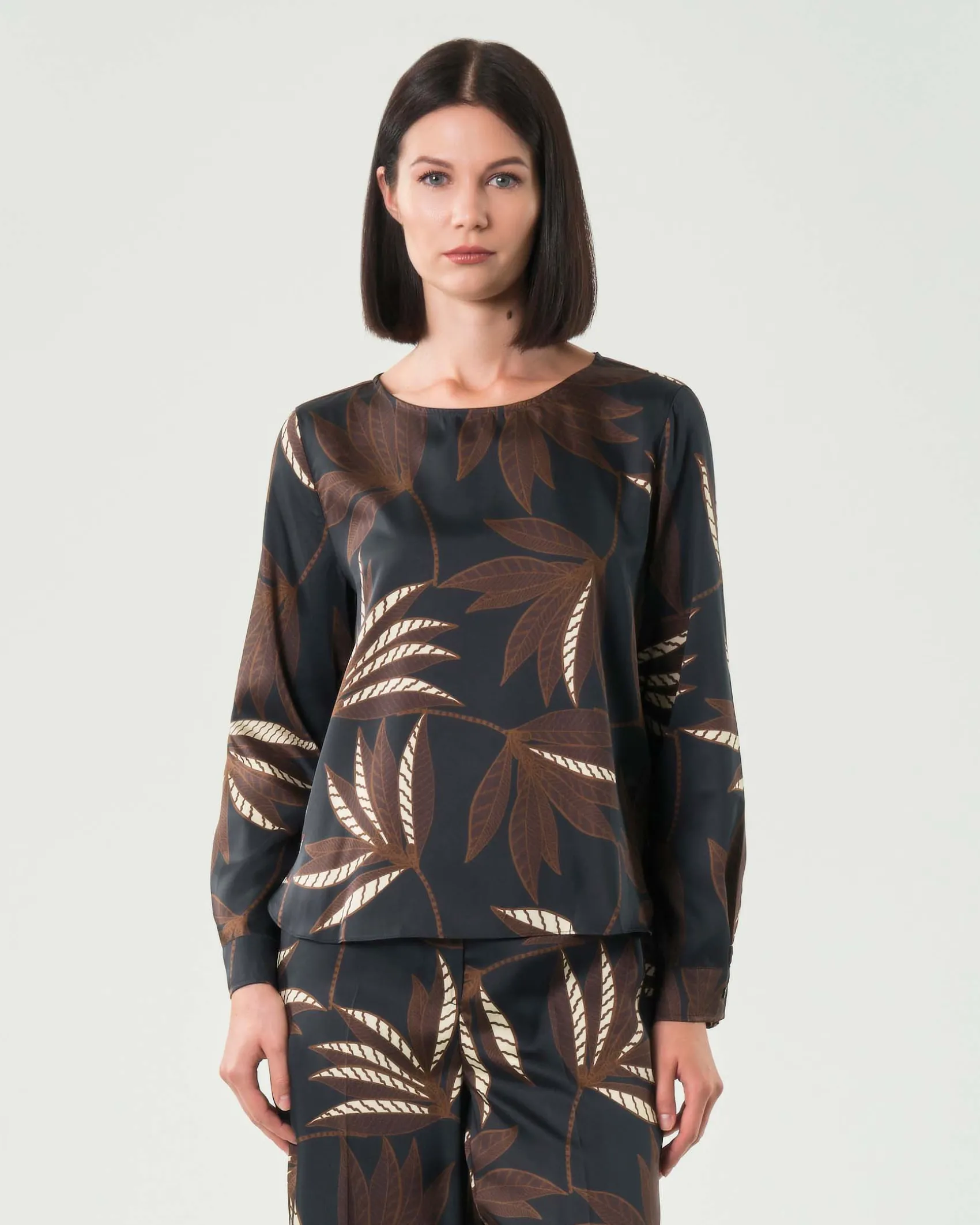 Blusa girocollo blu Emme Marella a fantasia ramage marrone in twill