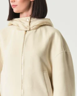 Bomber color burro Emme Marella in panno doulble di misto viscosa con cappuccio imbottito in nylon