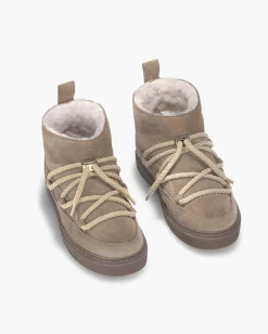 Boot Classic Sneaker Low beige in pelle scamociata e interno in montone