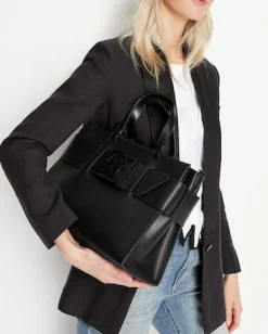 Borsa a mano in similpelle nera con maxi fibbia a specchio tono su tono con scritta logo