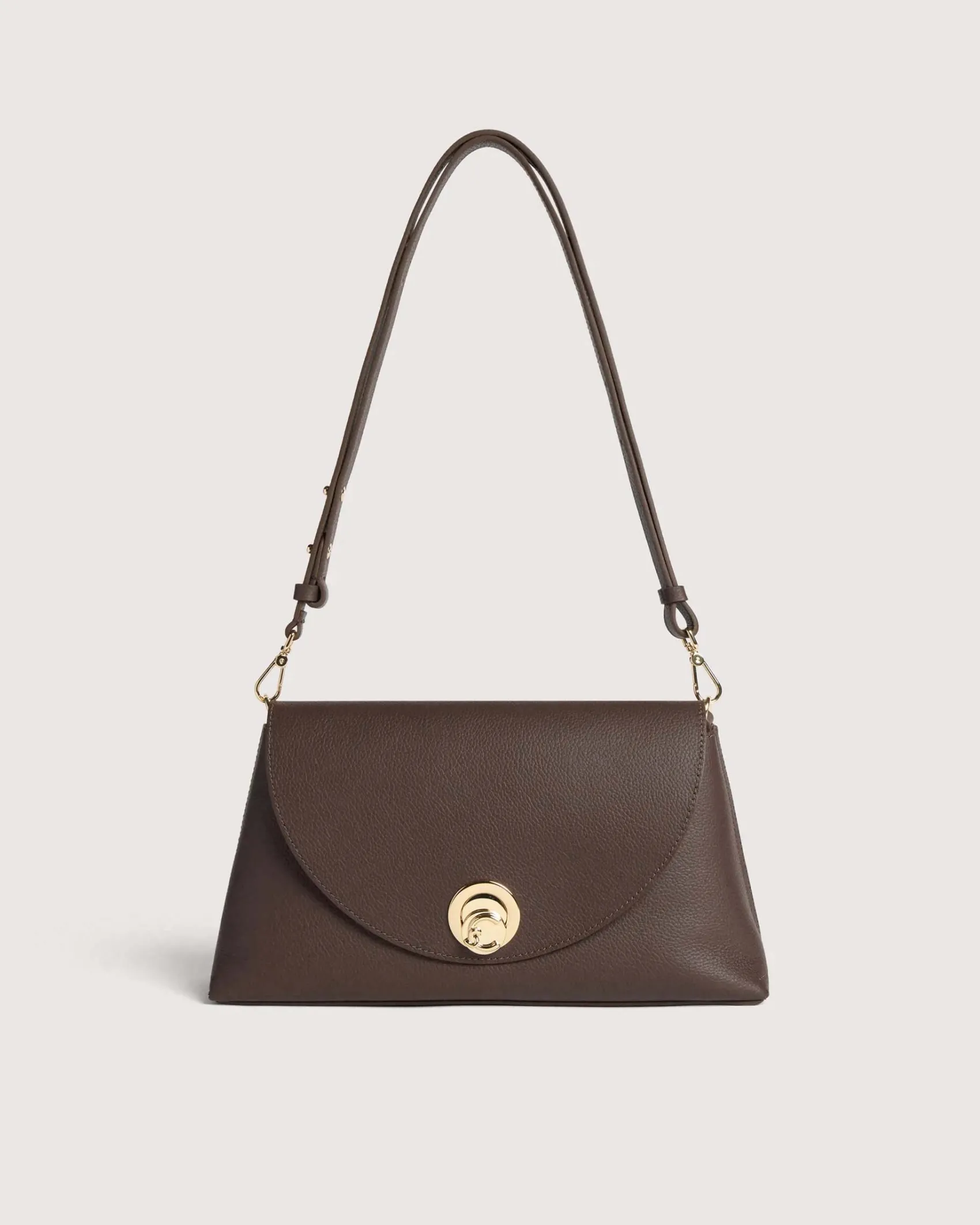 Borsa a mano marrone Coccinelle Nikla Small con patta e chiusura a girello con logo