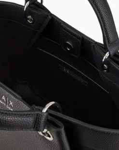 Borsa a mano nera sagomata in similpelle martellata con pinces e logo sul davanti tracolla spessa in gros grain rimovibile