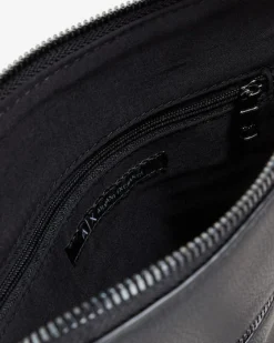 Borsa a tracolla Armani Exchange nera in similpelle martellata con tasca a parete esterna