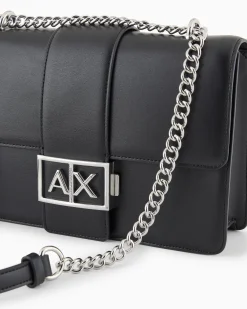 Borsa a tracolla nera in similpelle liscia con patta e fibbia logo in metallo argento