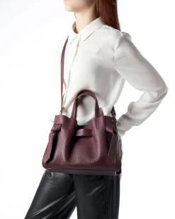 Borsa bordeaux Visonà misura piccola in pelle martellata con inserto abbinato a nodi e impunture a contrasto