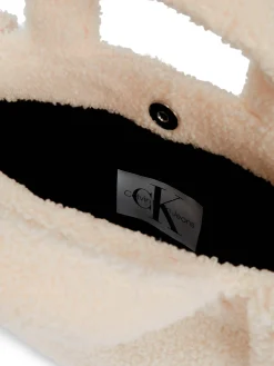 Borsa mini Calvin Klein a tracolla color panna effetto teddy