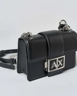 Borsa nera Armani Exchange in similpelle liscia con patta di chiusura e fibbia logo in metallo