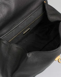Borsa nera Visonà in pelle martellata con patta squadrata e manico tubolare