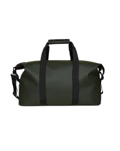 Borsa Rains Weekend Bag verde militare in tessuto impermeabile effetto gommato con tracolla removibile