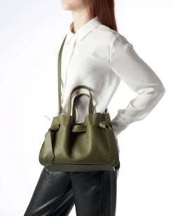 Borsa verde muschio Visonà misura piccola in pelle martellata con inserto abbinato a nodi e impunture a contrasto