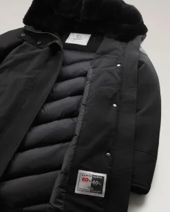 Boulder Parka nero con fodera interna al cappuccio in ecopelliccia tono su tono