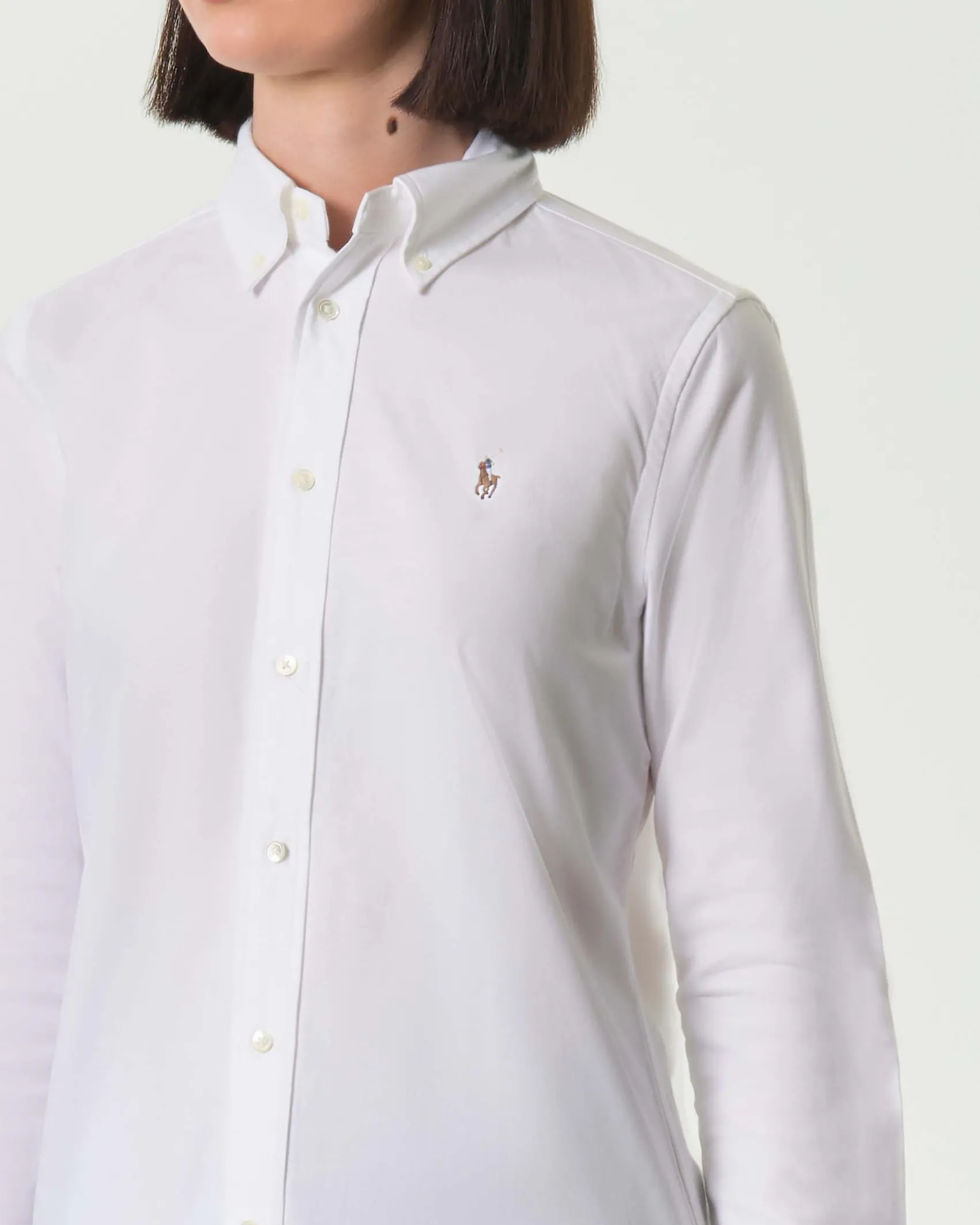 Camicia bianca over botton down Polo Ralph Lauren in cotone stretch con logo ricamato sul petto a contrasto