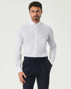 Camicia bianca tinta unita in tessuto tecnico active tailor fit