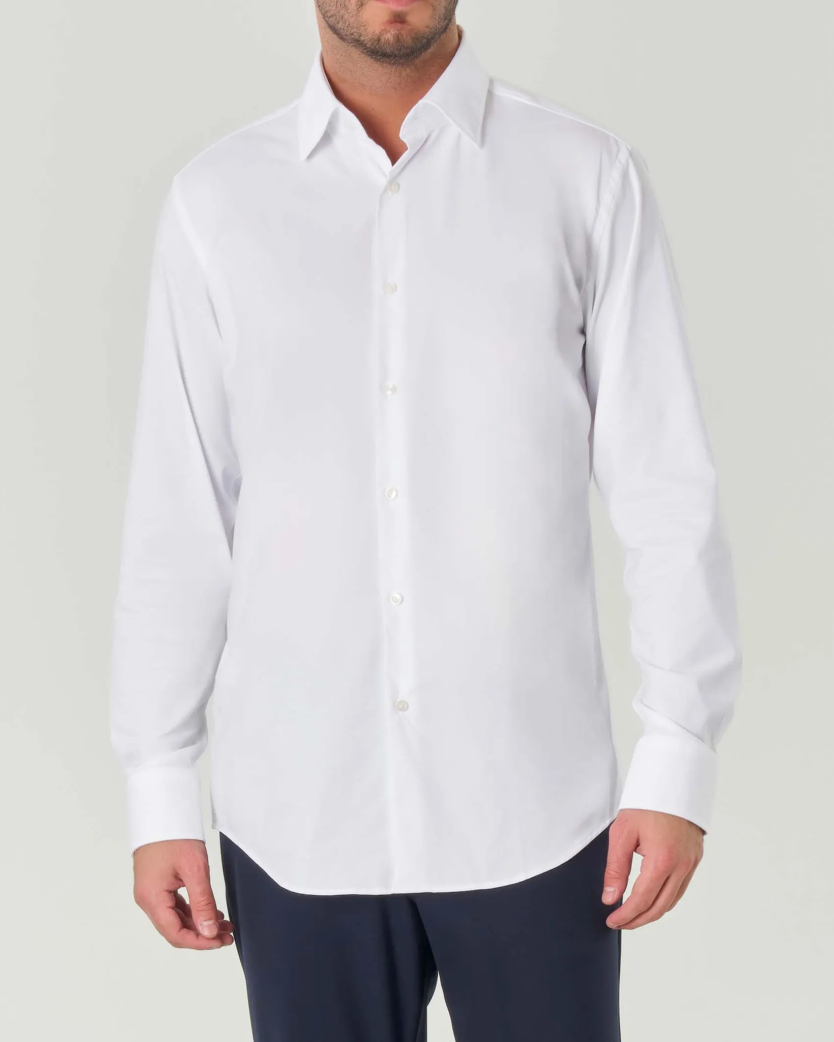 Camicia Boss bianca Hank slim-fit in twill tecnico stretch con colletto Kent