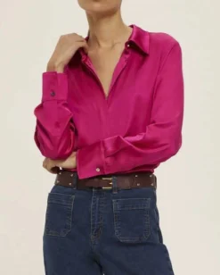 Camicia fucsia Emme Marella in raso di viscosa con colletto classico e bottone gioiello