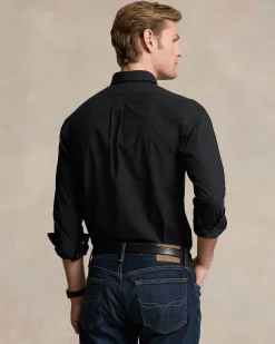 Camicia nera slim-fit Polo Ralph Lauren in popeline di cotone stretch con logo pony rosso ricamato sul petto e colletto button-down