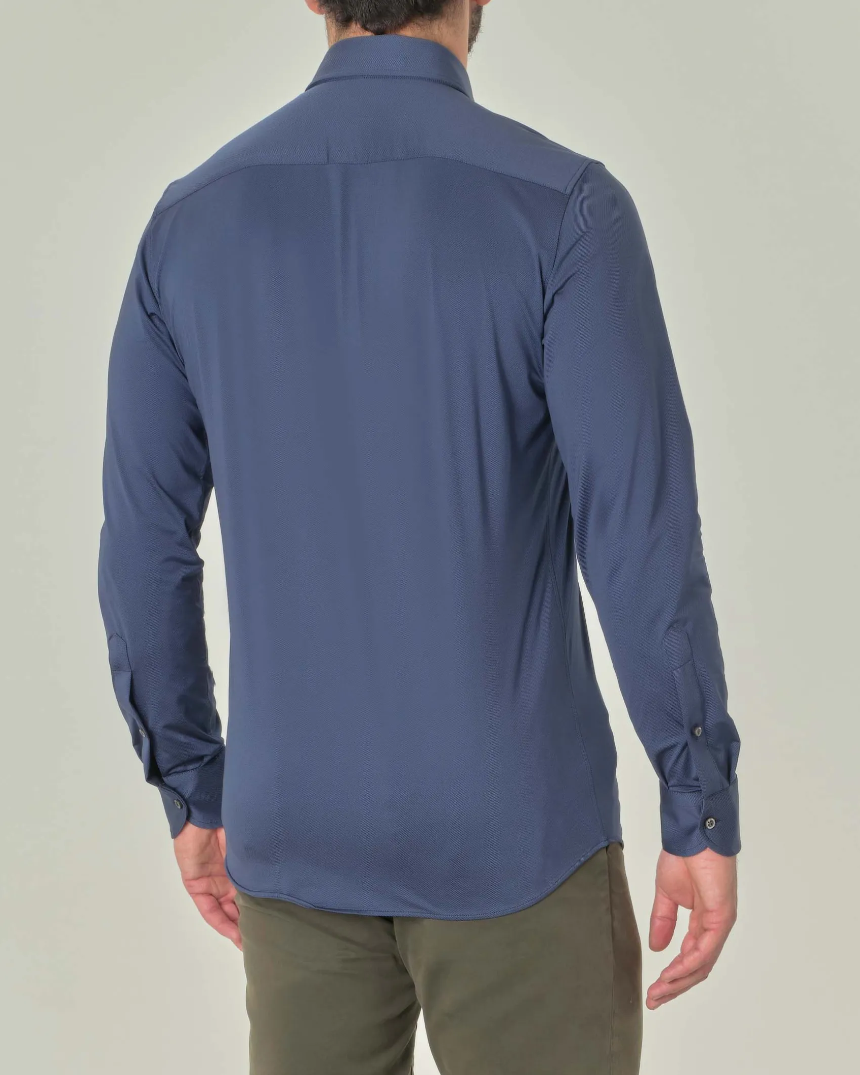 Camicia Pellizzari blu indaco in tessuto tecnico diagonale con collo alla francese