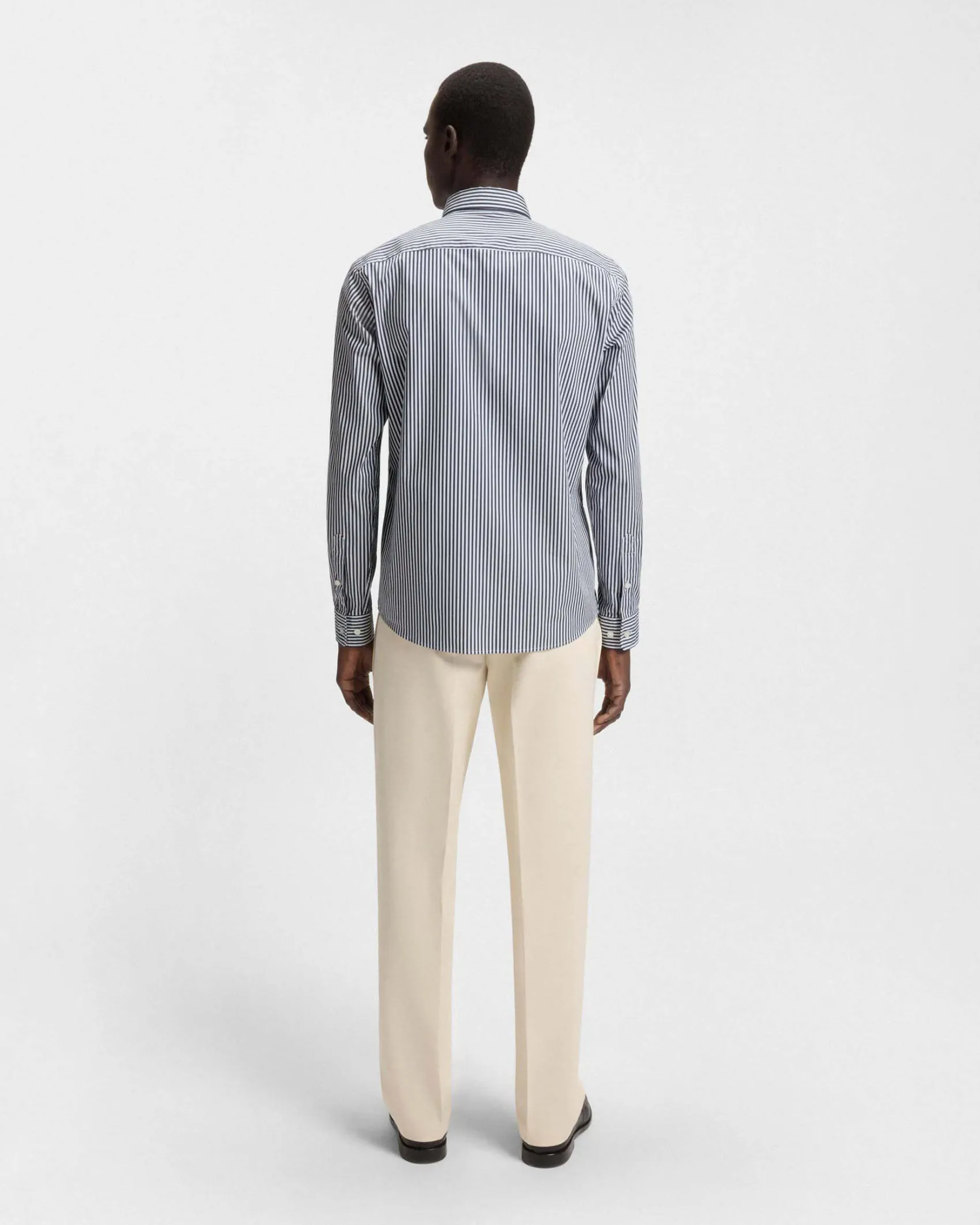 Camicia Roan Boss a righe bianche e blu in cotone stretch con colletto button-down