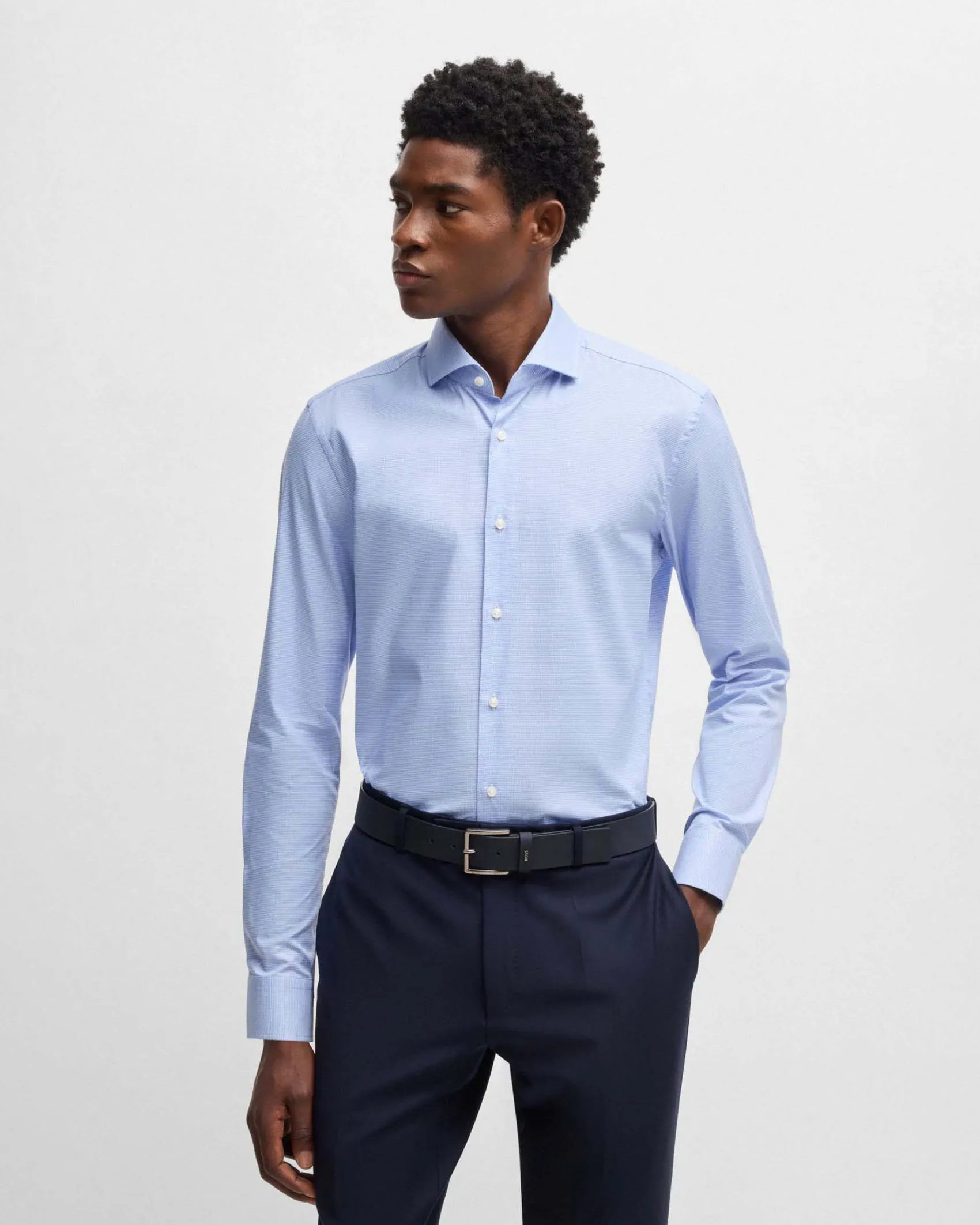 Camicia Spread Boss azzurra in cotone stretch micro pied de poule con colletto aperto alla francese