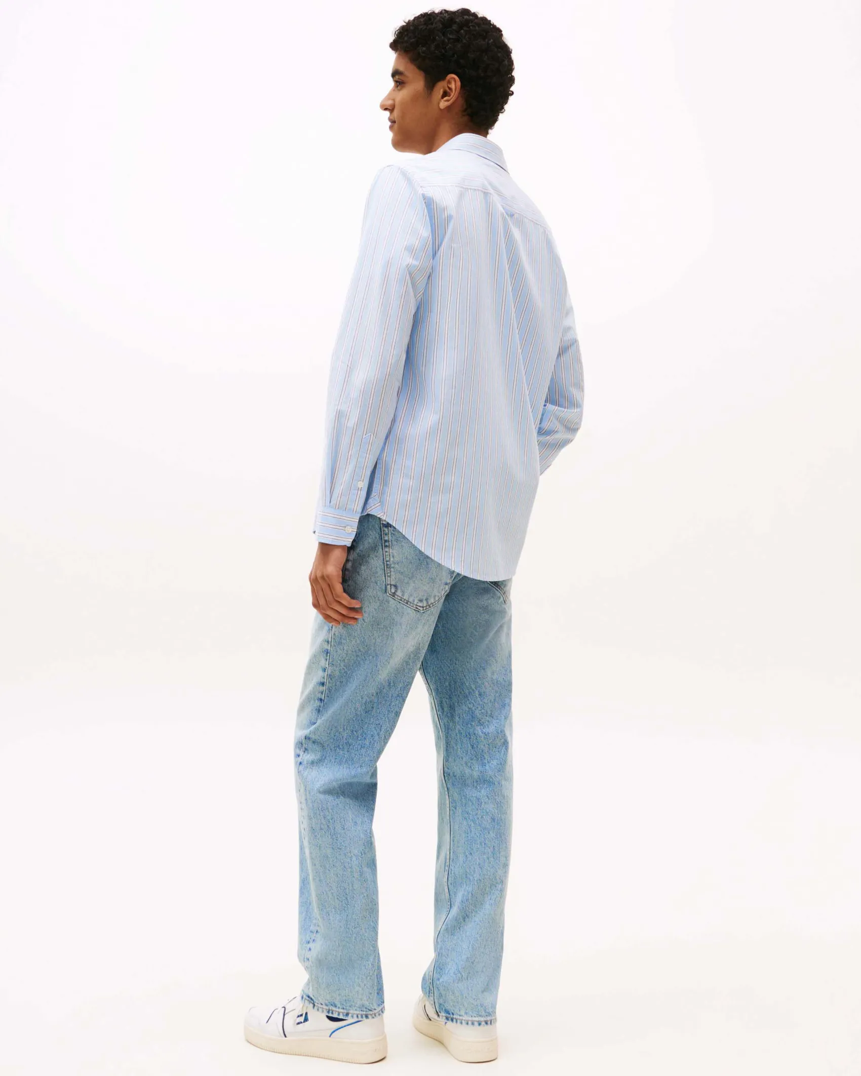 Camicia Tommy Jeans azzurra in popeline di cotone con righe bianche