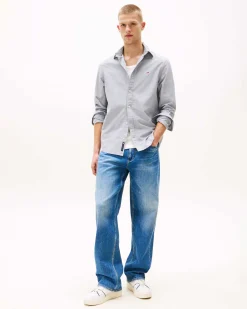 Camicia Tommy Jeans blu con colletto button-down in oxford di cotone con logo flag ricamato sul petto
