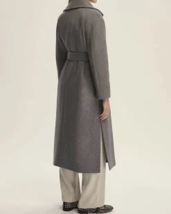 Cappotto grigio Emme Marella in panno di misto lana Manteco con scollo a rever e cintura in vita abbinata