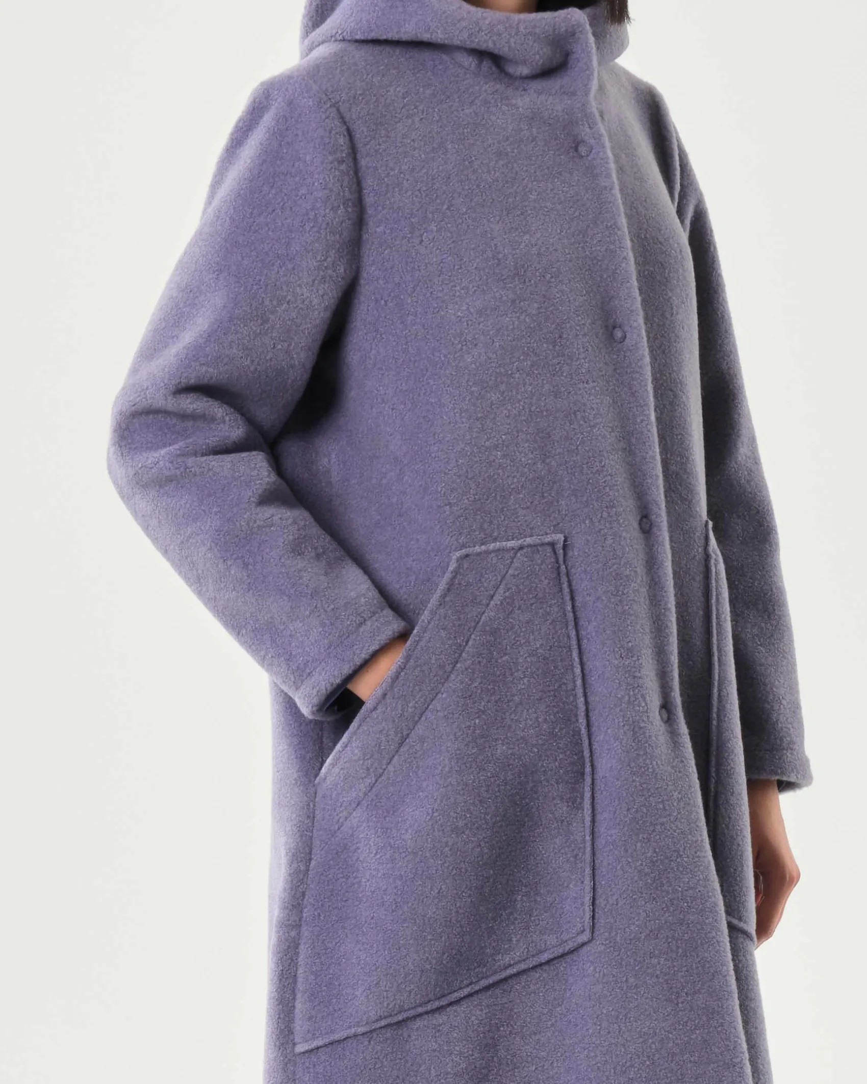 Cappotto lungo color malva Jurerê effetto lana cotta con cappuccio e fondo sul retro più lungo