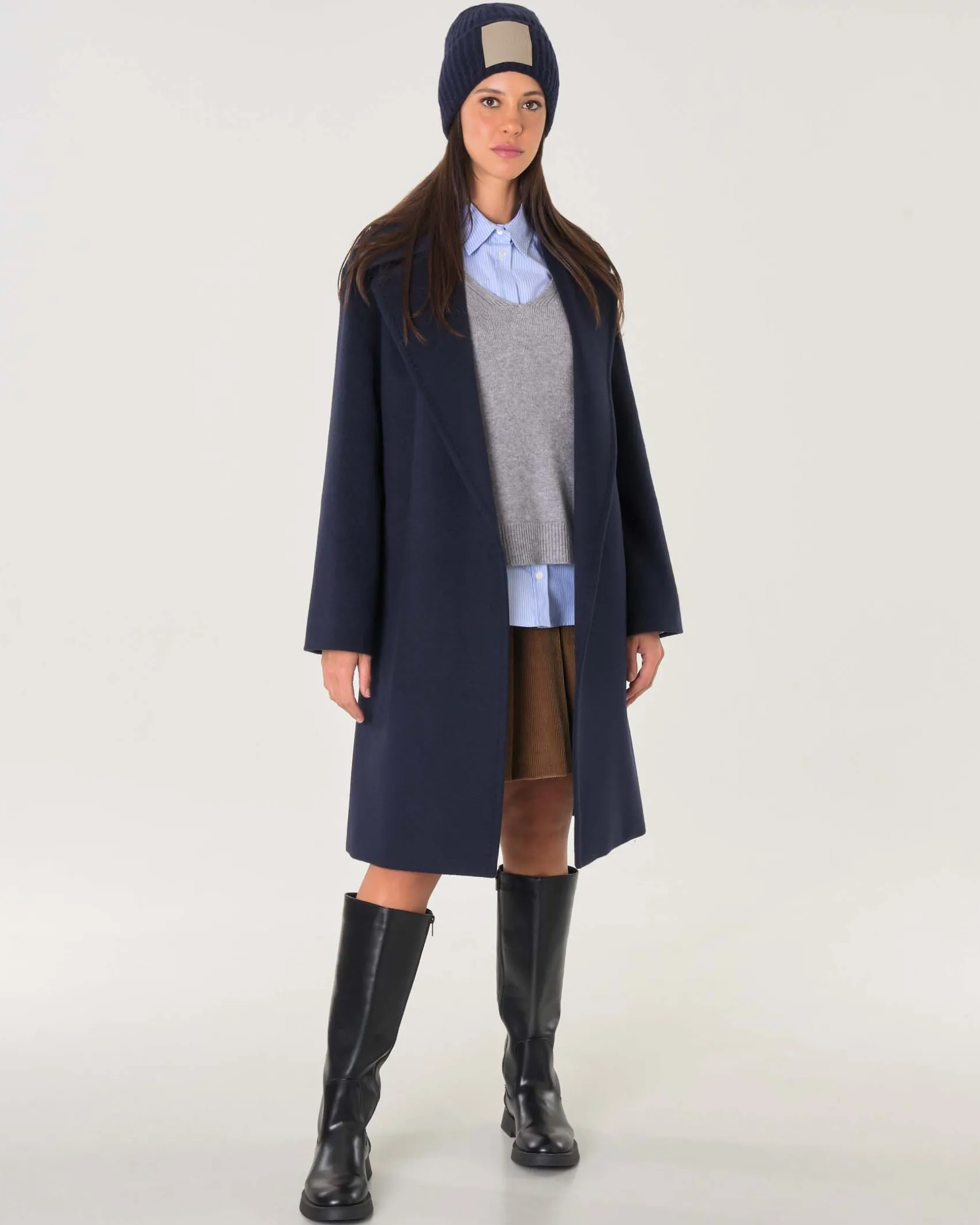 Cappotto midi a vestaglia blu in drap di pura lana con rever ampio